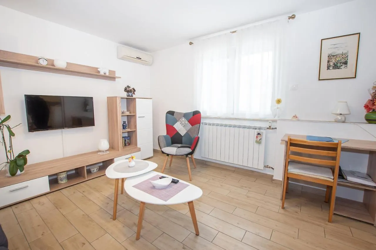 Apartman Vito Labin  Apartment