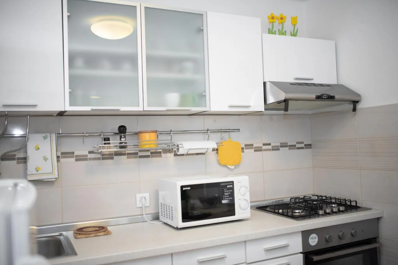 Apartment Apartman Vito Labin